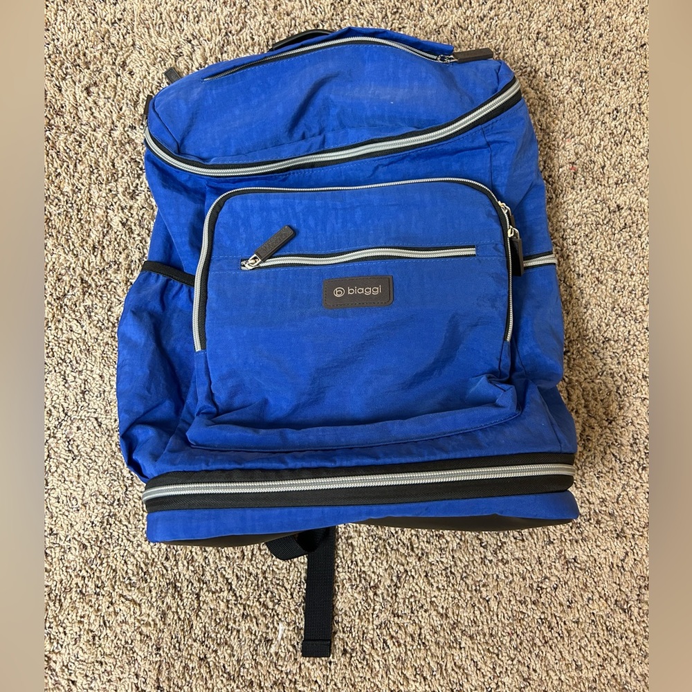 Biaggi Zipsak travel backpack blue like new